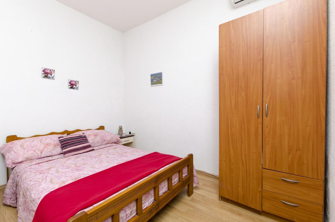 Apartments Ivana 宁 外观 照片